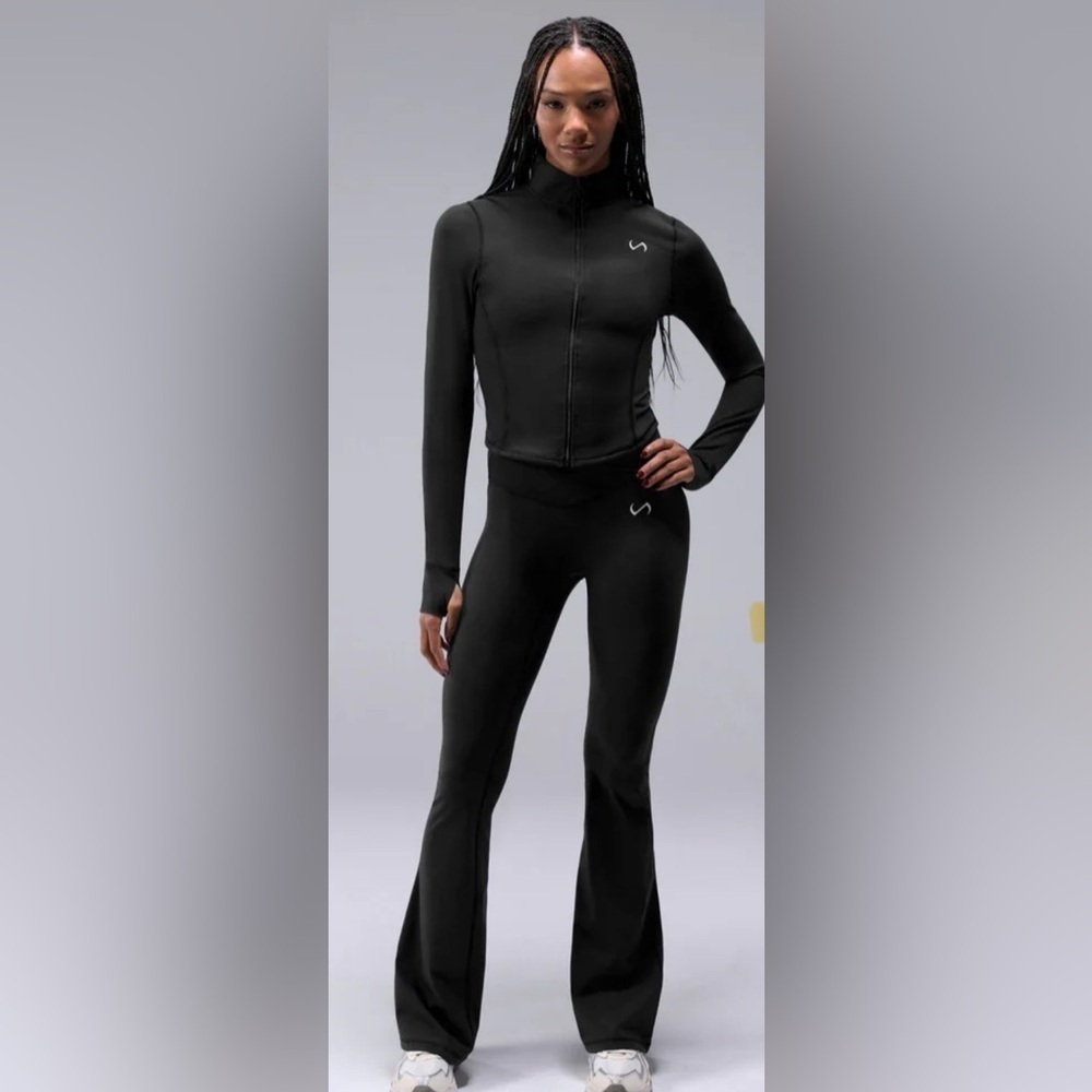 TLF TEMPO CROPPED ZIP UP JACKET Black L